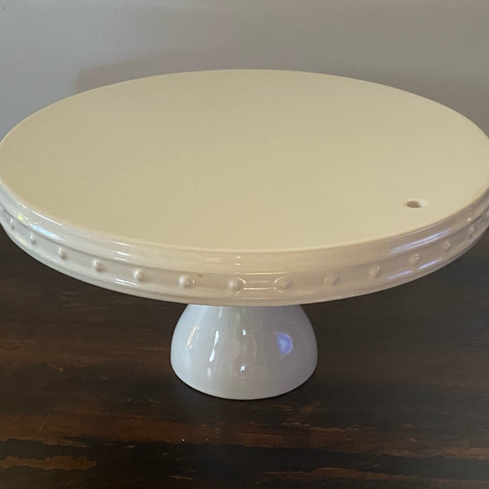 Nora Fleming small pedestal cake stand used once